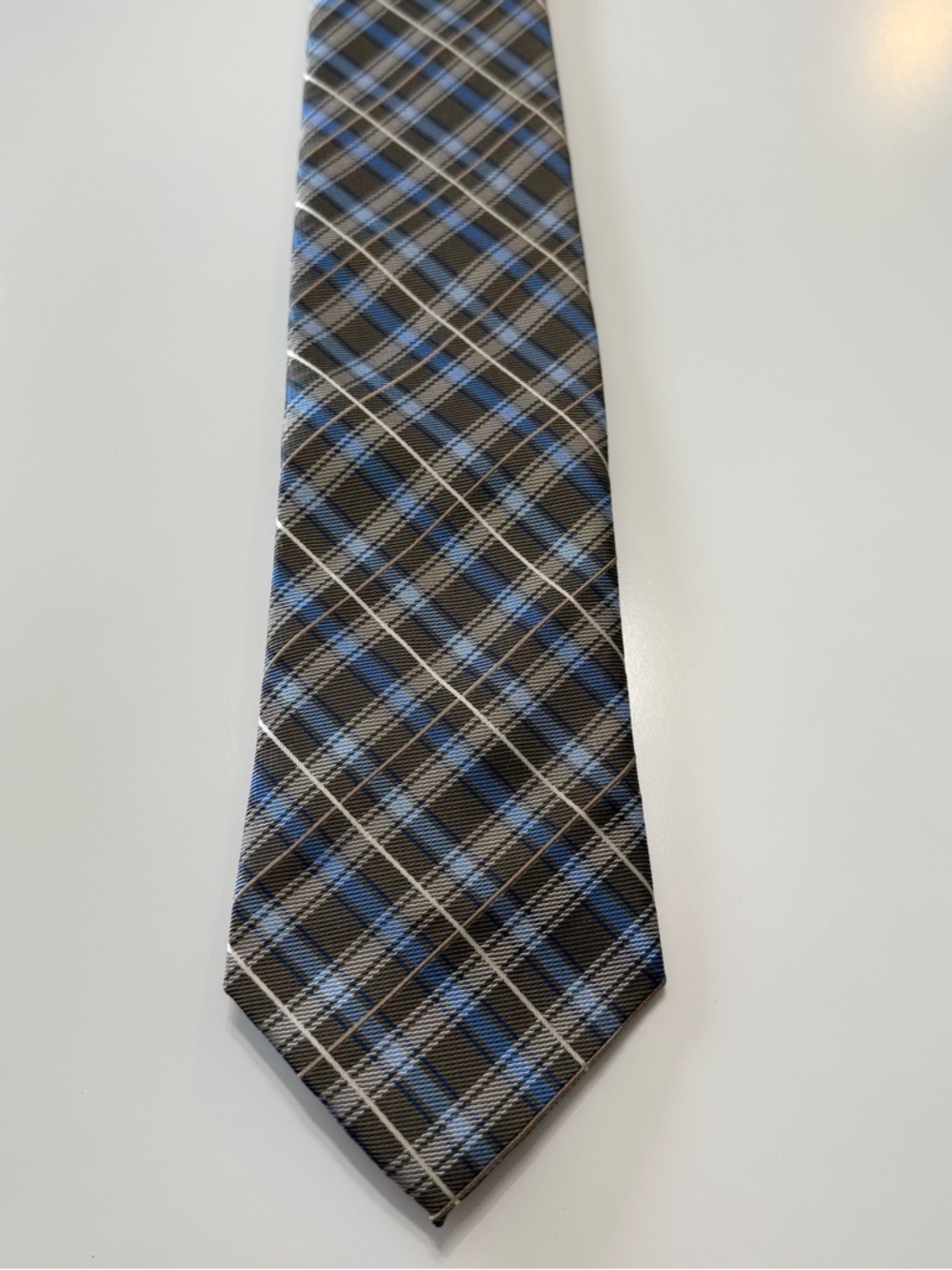 Classic Plaid Men's Tie in Blue and Gray - Sophisticated Office Look